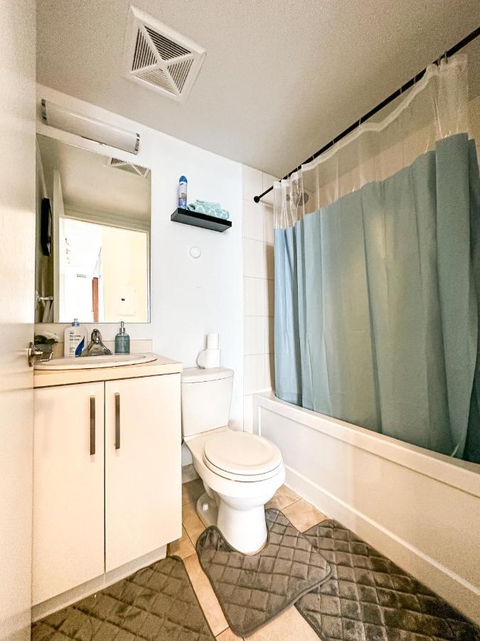 Luxury 2 Bedrooms With Lakeview Cn Tower Entertainment District Rogers Centre Toronto Exteriér fotografie