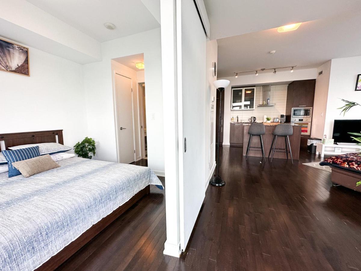 Luxury 2 Bedrooms With Lakeview Cn Tower Entertainment District Rogers Centre Toronto Exteriér fotografie