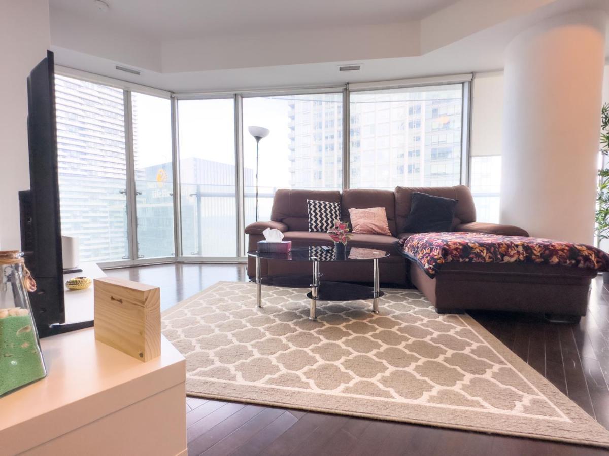 Luxury 2 Bedrooms With Lakeview Cn Tower Entertainment District Rogers Centre Toronto Exteriér fotografie
