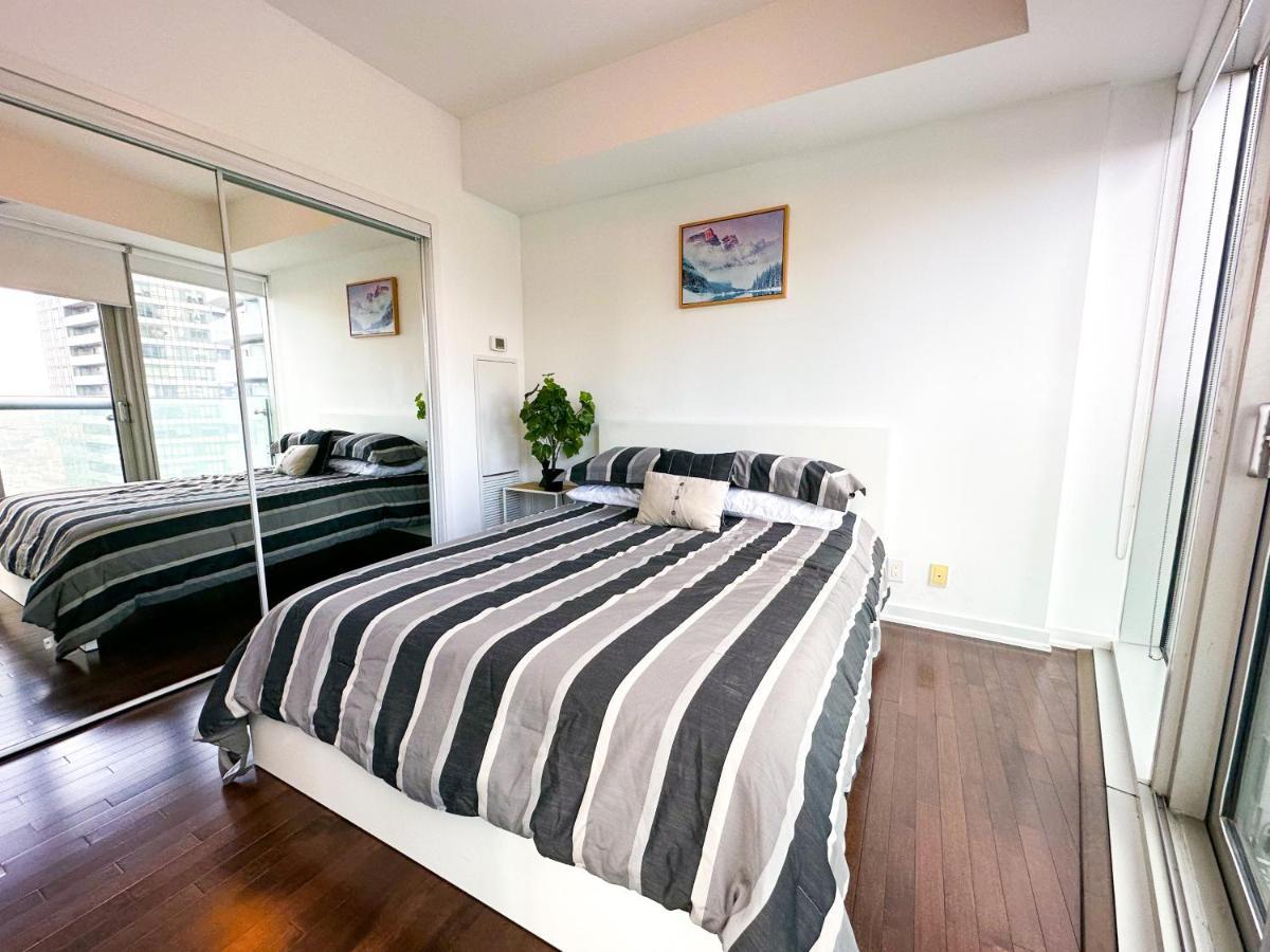 Luxury 2 Bedrooms With Lakeview Cn Tower Entertainment District Rogers Centre Toronto Exteriér fotografie
